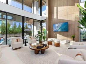 1099 NE 4th Avenue, Boca Raton FL 33432