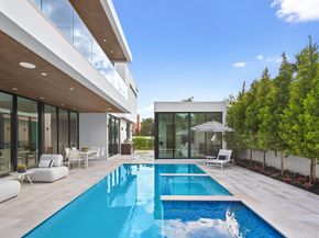 1099 NE 4th Avenue, Boca Raton FL 33432