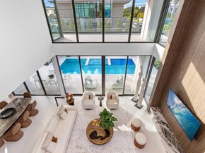 1099 NE 4th Avenue, Boca Raton FL 33432