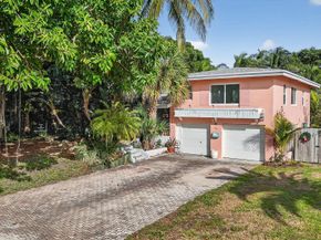 460 SE 18th Avenue, Deerfield Beach FL 33441
