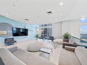 1900 N Bayshore Dr 706, Miami FL 33132
