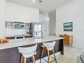 1900 N Bayshore Dr 706, Miami FL 33132