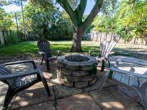 215 NE 14 Avenue, Pompano Beach FL 33060