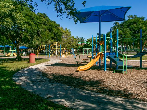 215 NE 14 Avenue, Pompano Beach FL 33060