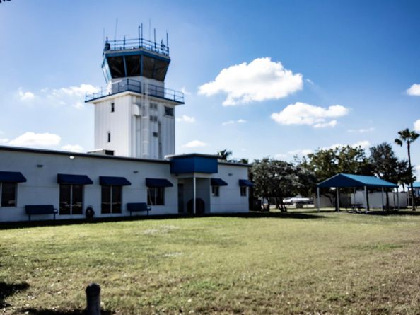 215 NE 14 Avenue, Pompano Beach FL 33060