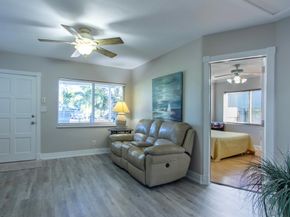 215 NE 14 Avenue, Pompano Beach FL 33060