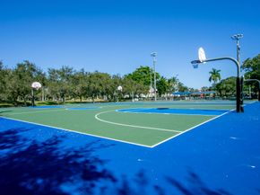 215 NE 14 Avenue, Pompano Beach FL 33060