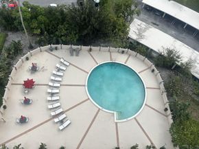 2425 Presidential Way 1203, West Palm Beach FL 33401