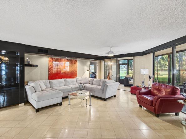 15321 Strathearn Drive 10902, Delray Beach FL 33446