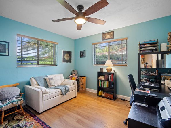 10611 NW 18th Place, Pembroke Pines FL 33026