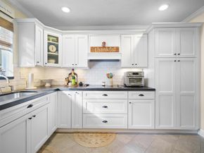 10611 NW 18th Place, Pembroke Pines FL 33026