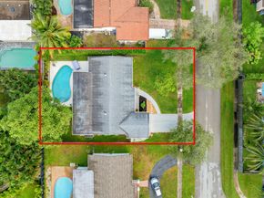 10611 NW 18th Place, Pembroke Pines FL 33026