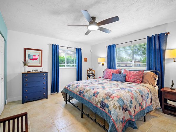 10611 NW 18th Place, Pembroke Pines FL 33026