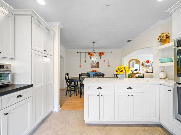 10611 NW 18th Place, Pembroke Pines FL 33026