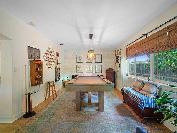 10611 NW 18th Place, Pembroke Pines FL 33026