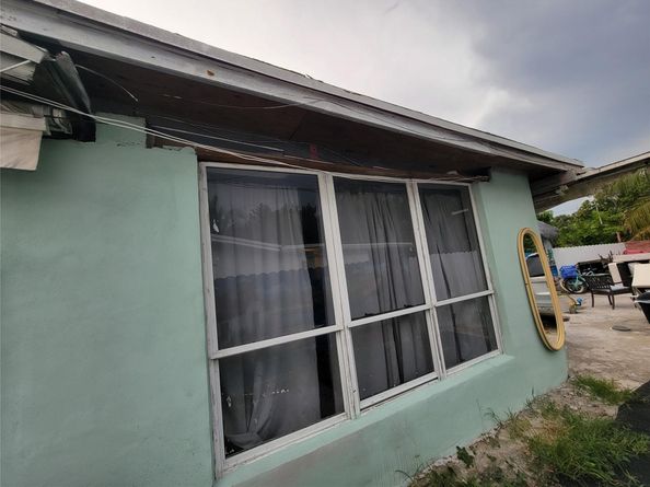 4540 NW 26th St, Lauderhill FL 33313