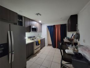 4540 NW 26th St, Lauderhill FL 33313