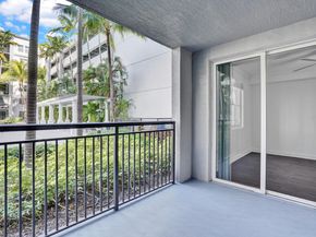 1690 Renaissance Commons Boulevard 1121, Boynton Beach FL 33426