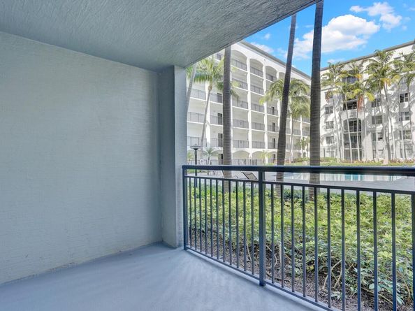 1690 Renaissance Commons Boulevard 1121, Boynton Beach FL 33426