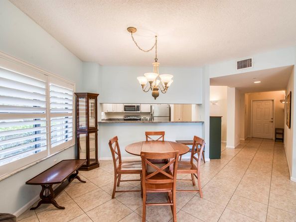 800 Uno Lago Drive 105, Juno Beach FL 33408