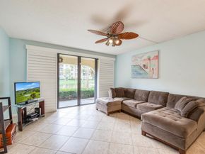 800 Uno Lago Drive 105, Juno Beach FL 33408