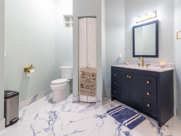 5062 Kensington Cir, Coral Springs FL 33076