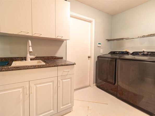 5062 Kensington Cir, Coral Springs FL 33076