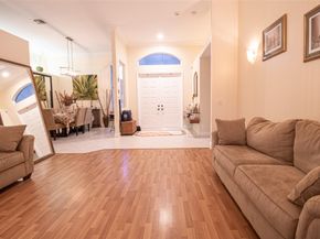 5062 Kensington Cir, Coral Springs FL 33076