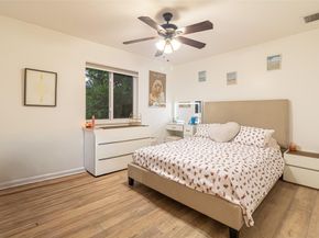 5062 Kensington Cir, Coral Springs FL 33076