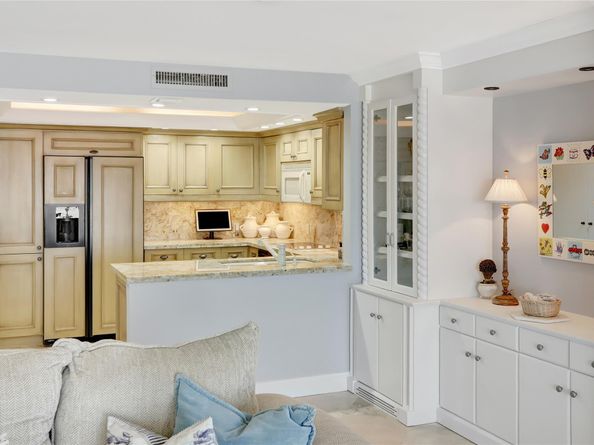 1710 S Ocean Ln 105 & 104, Fort Lauderdale FL 33316