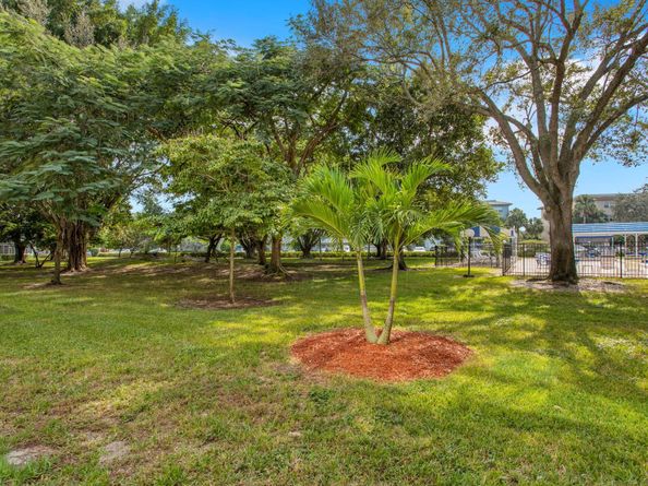 3001 Portofino Isle L1, Coconut Creek FL 33066