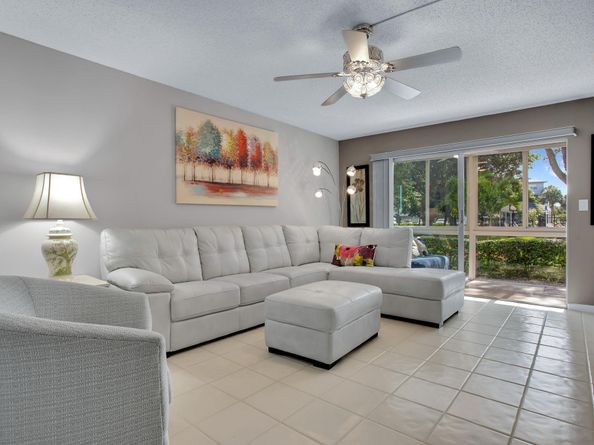 3001 Portofino Isle L1, Coconut Creek FL 33066