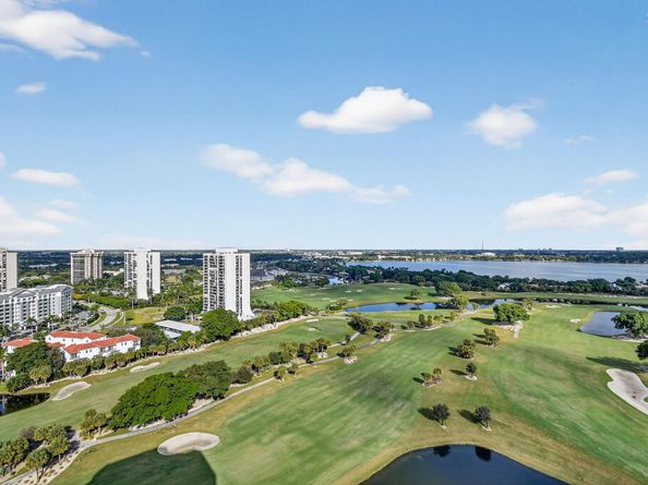 1900 Consulate Place 2201, West Palm Beach FL 33401