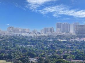 1900 Consulate Place 2201, West Palm Beach FL 33401