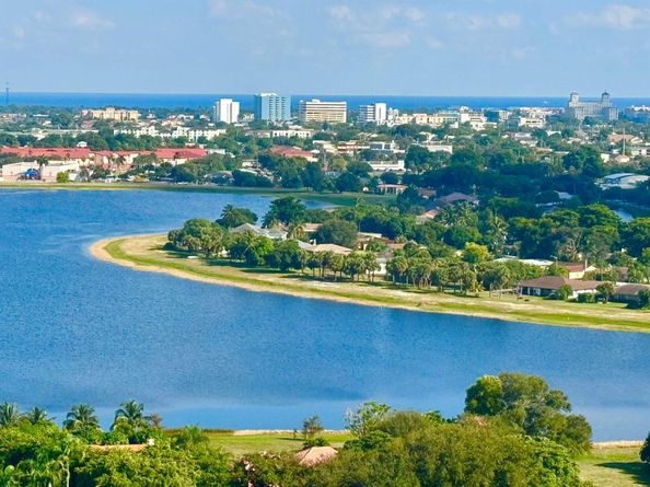 1900 Consulate Place 2201, West Palm Beach FL 33401