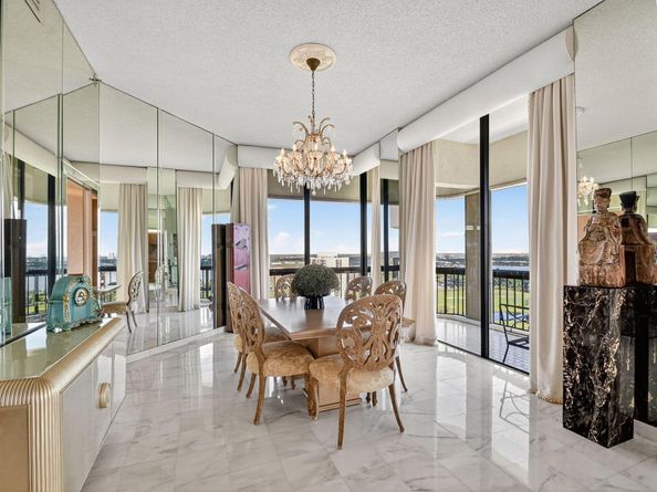 1900 Consulate Place 2201, West Palm Beach FL 33401