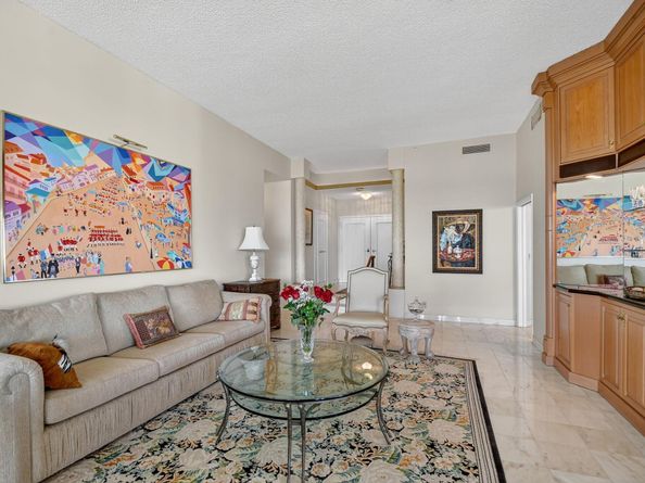 1900 Consulate Place 2201, West Palm Beach FL 33401