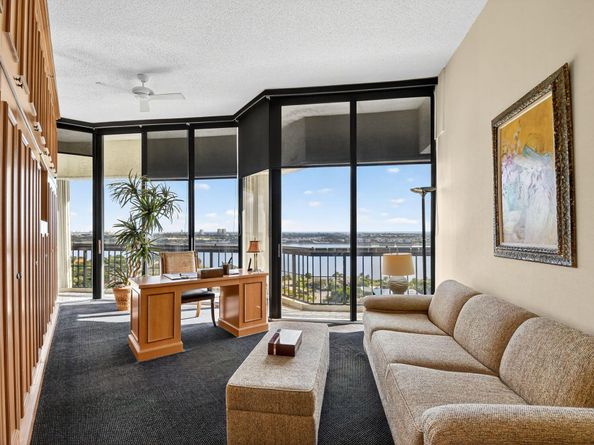 1900 Consulate Place 2201, West Palm Beach FL 33401