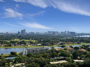 1900 Consulate Place 2201, West Palm Beach FL 33401