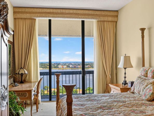 1900 Consulate Place 2201, West Palm Beach FL 33401