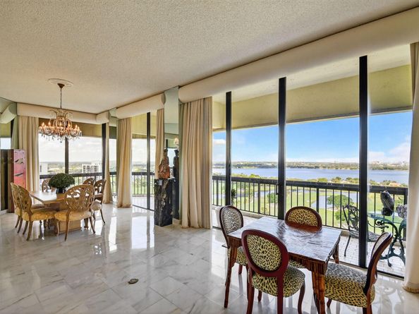 1900 Consulate Place 2201, West Palm Beach FL 33401