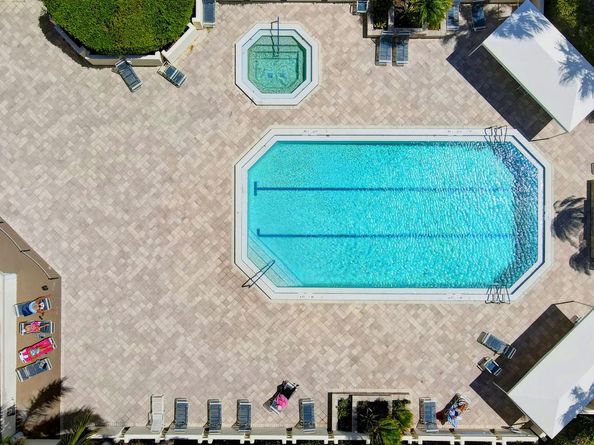 1900 Consulate Place 2201, West Palm Beach FL 33401