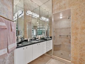 1900 Consulate Place 2201, West Palm Beach FL 33401