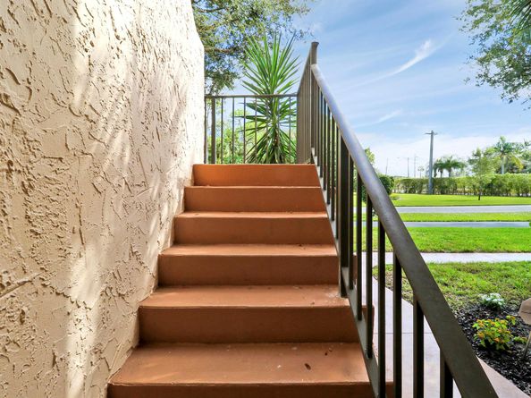 120 Lake Constance Drive, West Palm Beach FL 33411