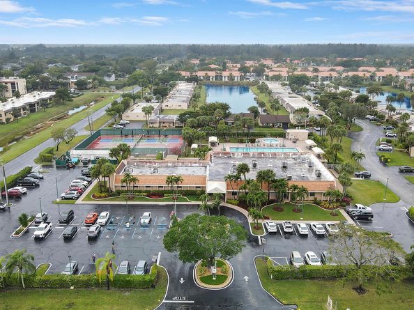 120 Lake Constance Drive, West Palm Beach FL 33411