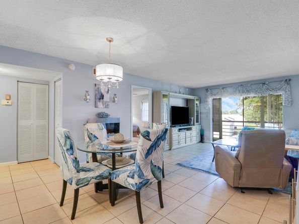 120 Lake Constance Drive, West Palm Beach FL 33411