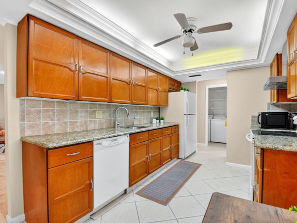 5908 Forest Grove Drive 3, Boynton Beach FL 33437