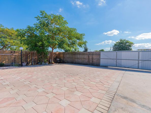 5320 Parker Avenue, West Palm Beach FL 33405