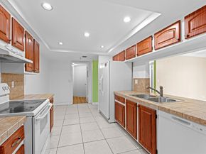 955 Egret Circle 109, Delray Beach FL 33444