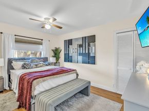 980 SW 70th Ave, Plantation FL 33317